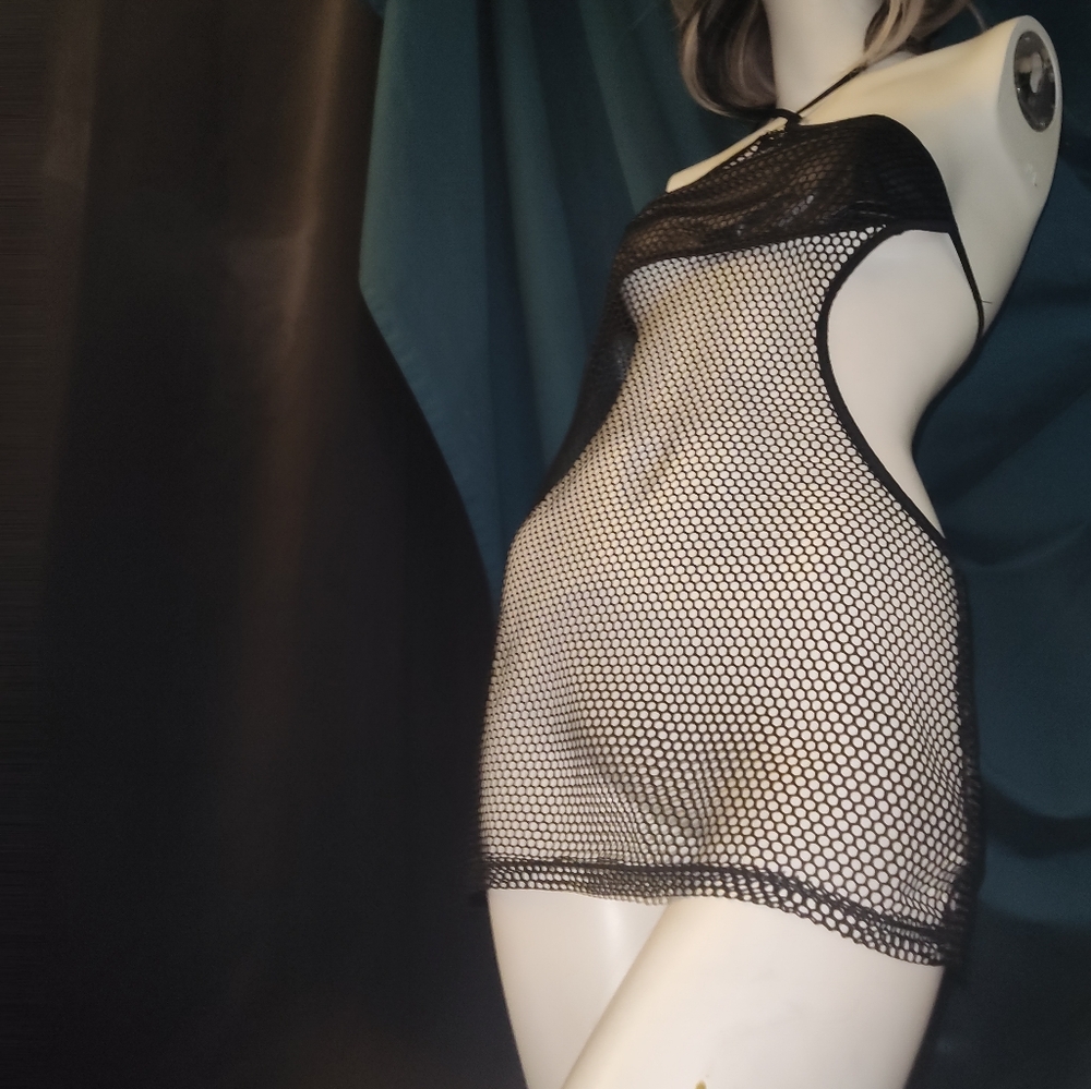 X's to small fetish dress